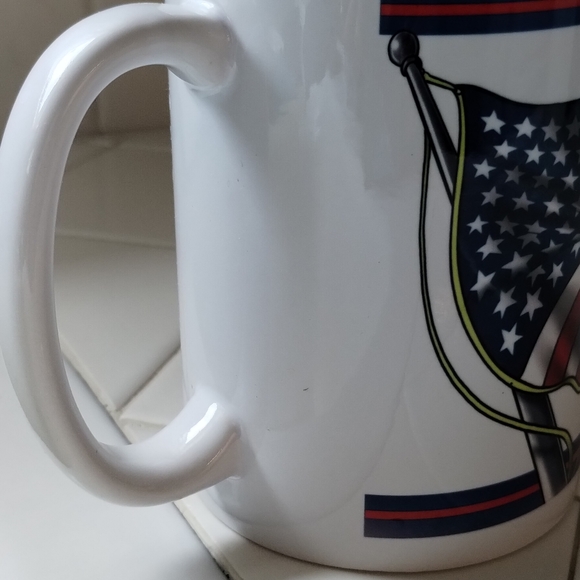 American flag/God Bless America White Large Ceramic Coffee Mug - Picture 7 of 8
